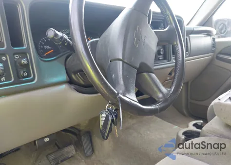 2003 Chevrolet Tahoe Ls z USA, uszkodzony, nr VIN 1GNEC13V53J196825